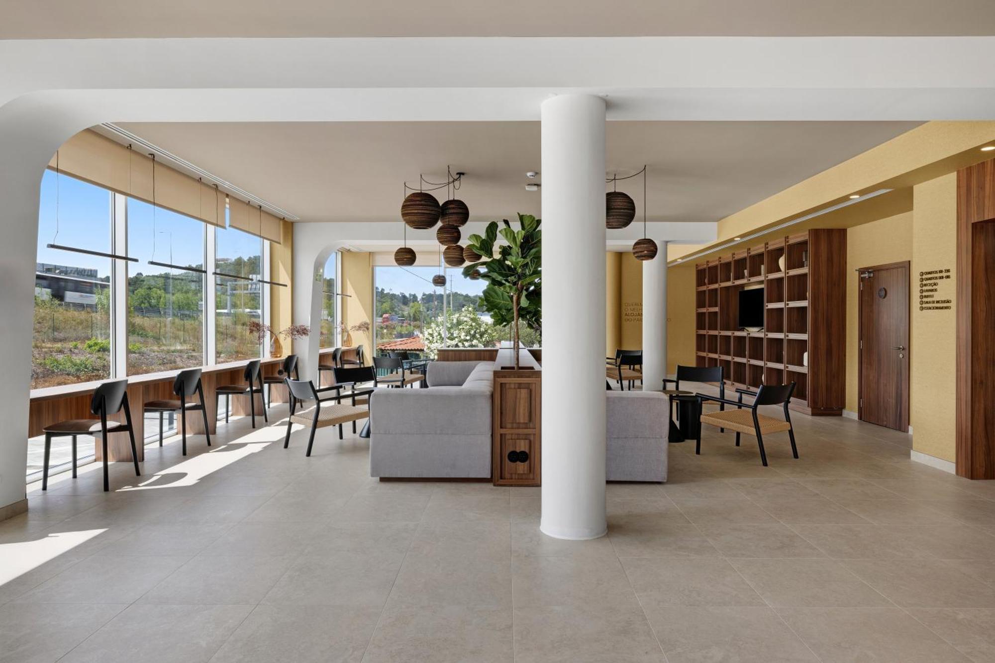 B&B Hotel Leiria Fatima المظهر الخارجي الصورة